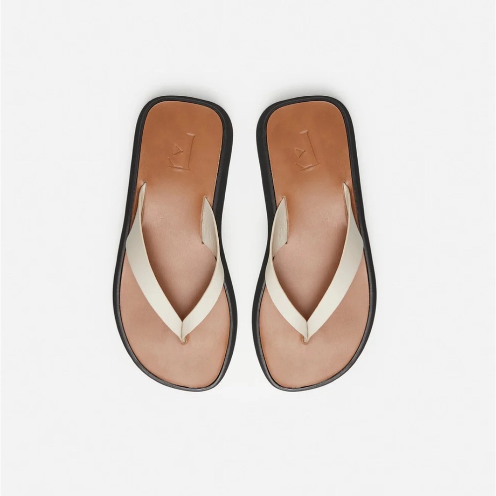 NIB Flattered Brooke Leather Cream Sandals Size 39​​